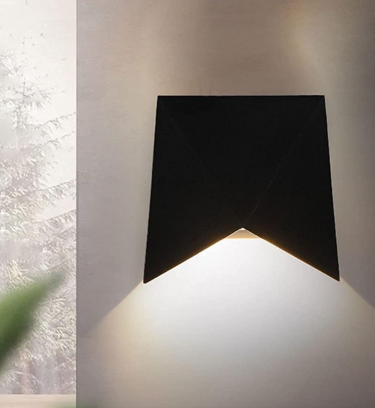Amangazini polygonal indoor outdoor wall light in modern black design for stylish illumination