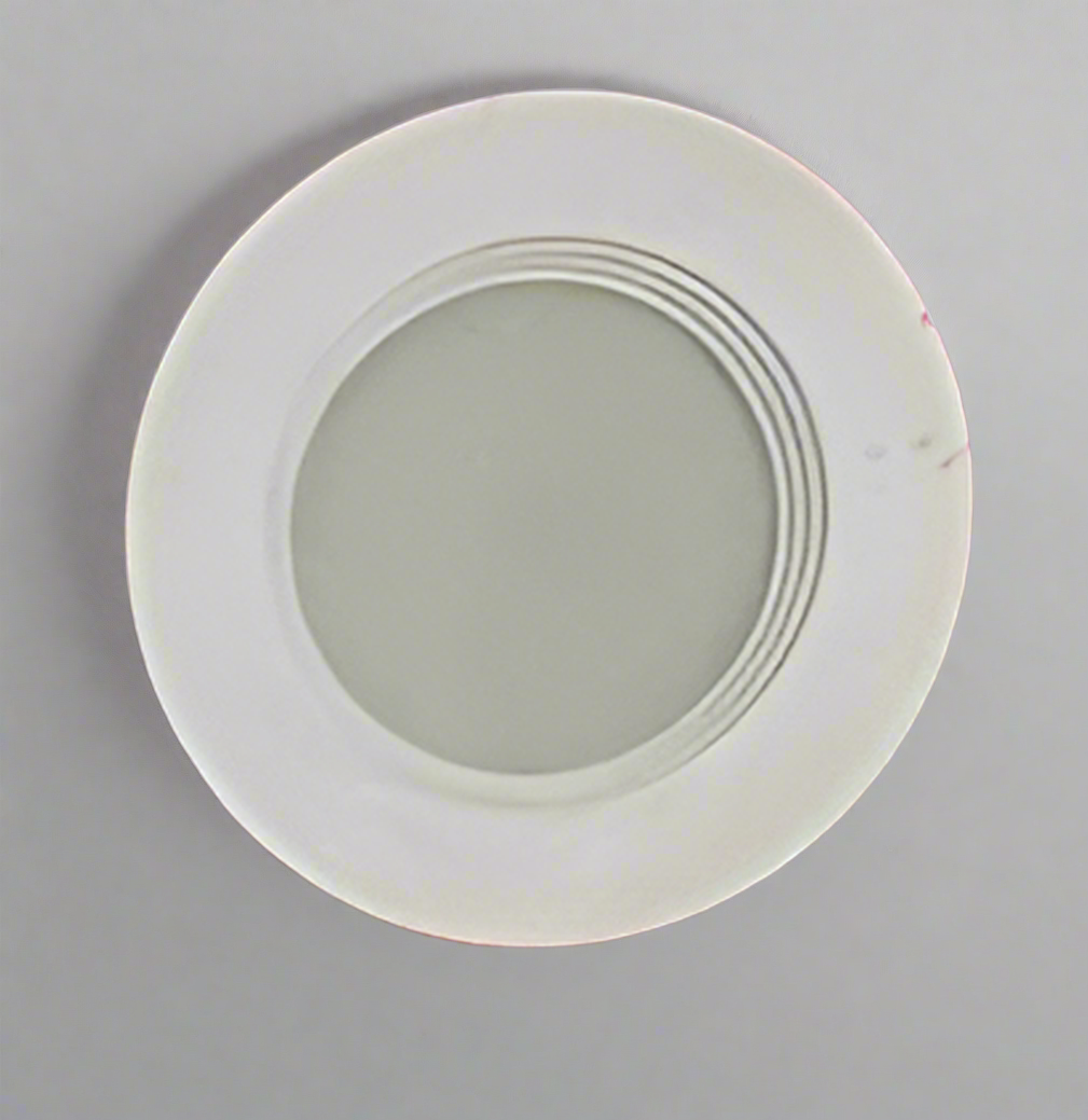 Amangazini PureWhite slim spotlight with a sleek round design for modern lighting solutions