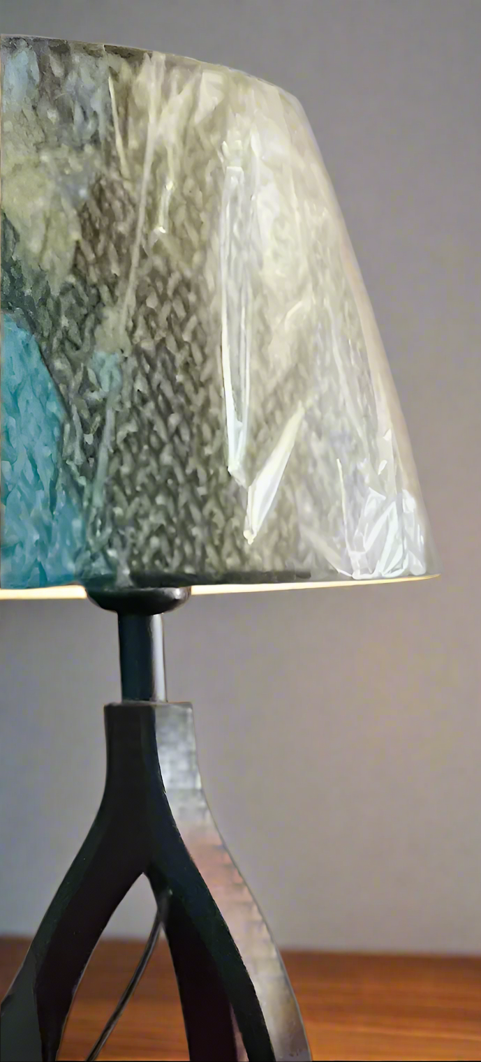 Amangazini Serene Vista table lamp with a stylish shade and elegant wooden base